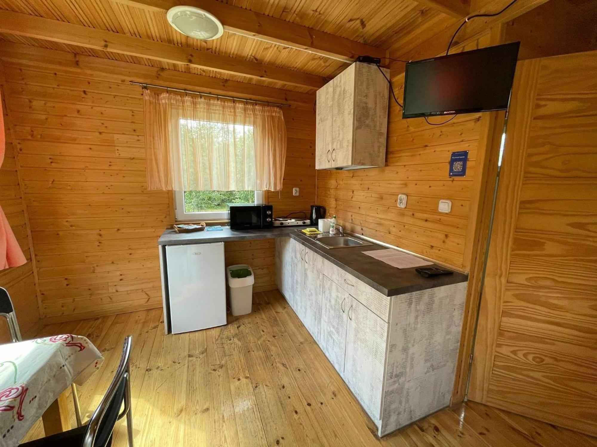 Wypoczynek Hnatczak Hotel Debrzno Exterior foto